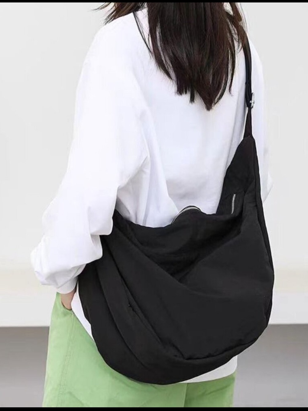 BAGGU- Black crescent Bag – Sleek Everyday Carry